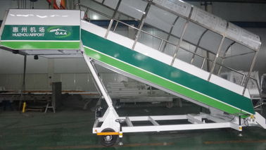 中国 非スリップの乗客の搭乗階段、承認される航空機のステップ梯子のセリウム サプライヤー